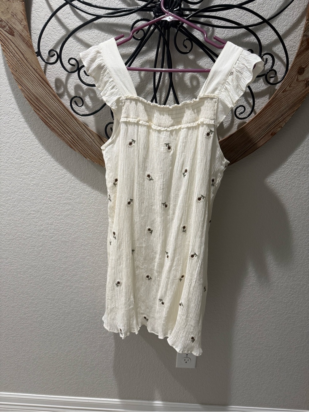Hem & Thread Cream Embroidered Ruffle Shoulder Tank - Picture 4 of 4